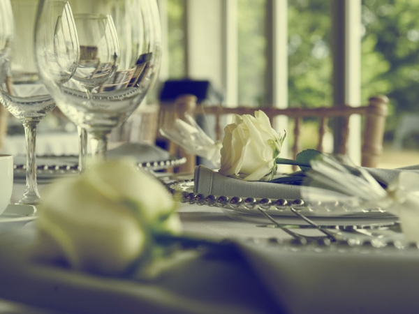 table setting, staffordshire wedding photographer, alrewas hayes weddings