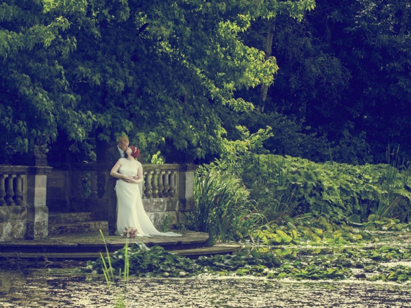 bride and groom, lake, warwickshire wedding photographer, dunchurch park weddings