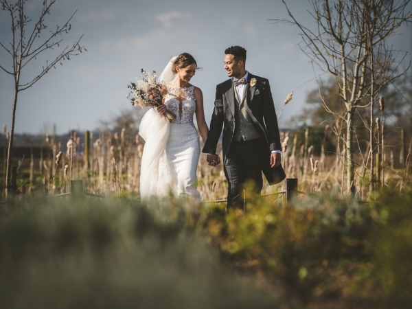 Jon Thorne Wedding Photography a Hanbury Wedding Barn