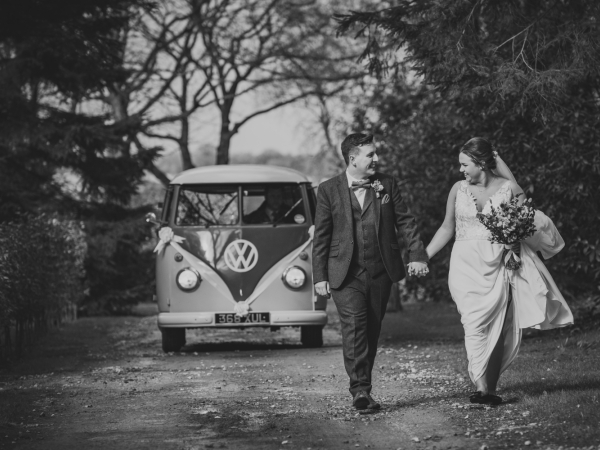 Sara & Luke - The Oaks Barn Wedding Venue