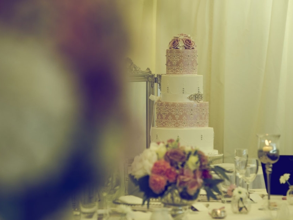 wedding cake, staffordshire wedding photographer, heath house weddings