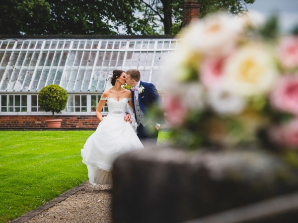 derbyshire wedding photographer, yeldersley hall weddings