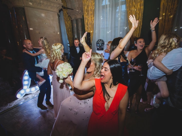 london wedding photographer, st pancras renaissance hotel weddings