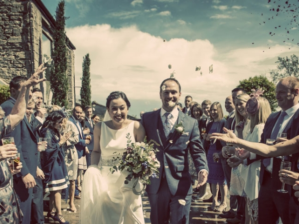 bride and groom confetti, gloucestershire wedding photographer, cripps barn