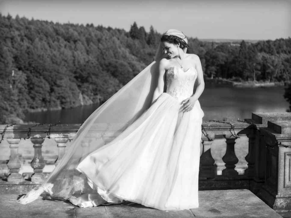 Osmaston Park Wedding-Photography by Jon Thorne Wedding Photography
