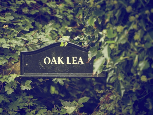 oak lea sign, staffordshire wedding photographer, hoar cross hall weddings