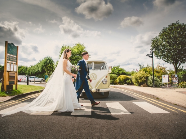 West Midlands wedding photographer, Aston wood golf club weddings