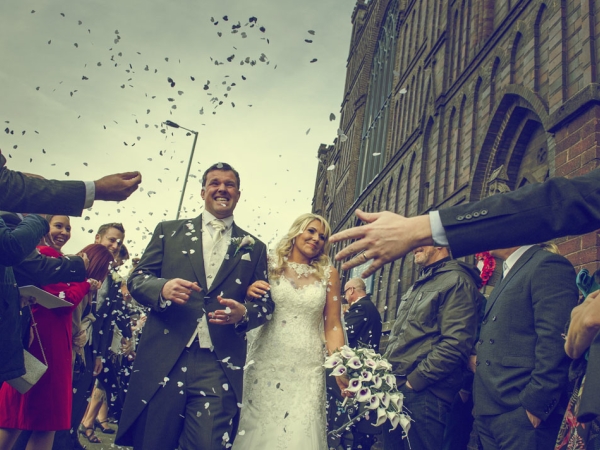 bride and groom confetti, cheshire wedding photographer, crewe hall