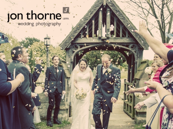 Dunchurch Park wedding by Jon Thorne Wedding Photography