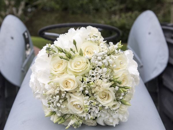white rose bouquet, cheshire wedding photographer, sandhole oak barn