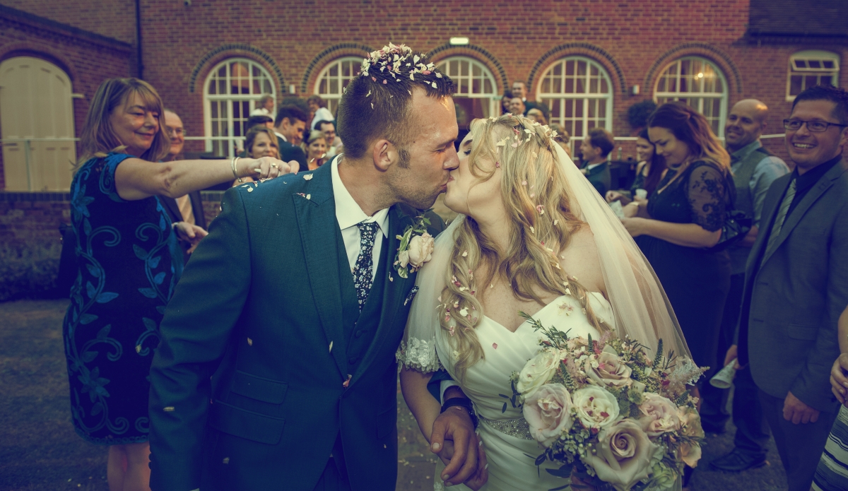 staffordshire wedding photographer, alrewas hayes weddings