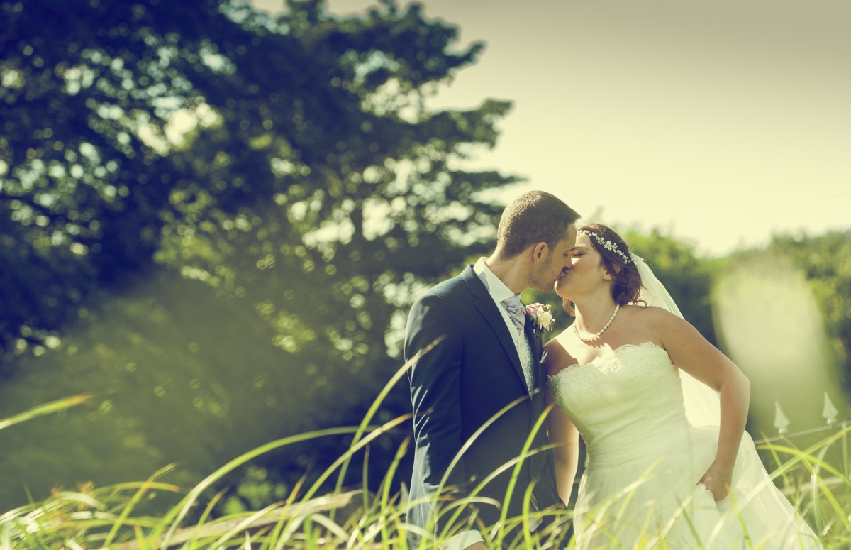 cheshire wedding photographer, heaton house farm weddings