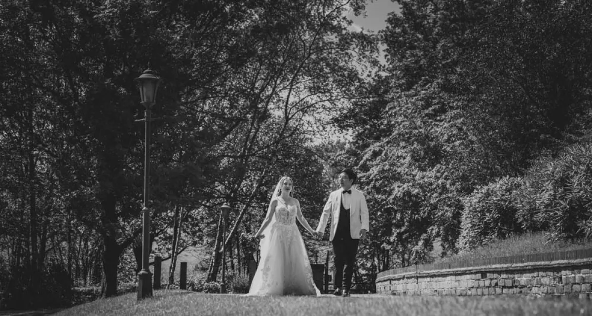 Staffordshire wedding venue Moddershall Oaks