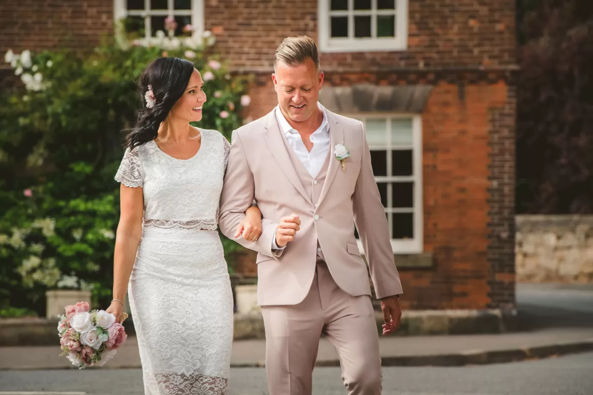 Derbyshire wedding photographer, Amalfi white weddings